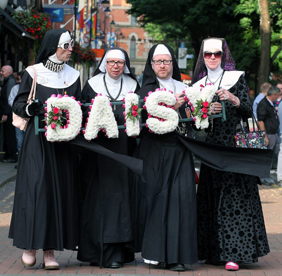 the manchester sisters with Sister Daisy wreath - our sister history